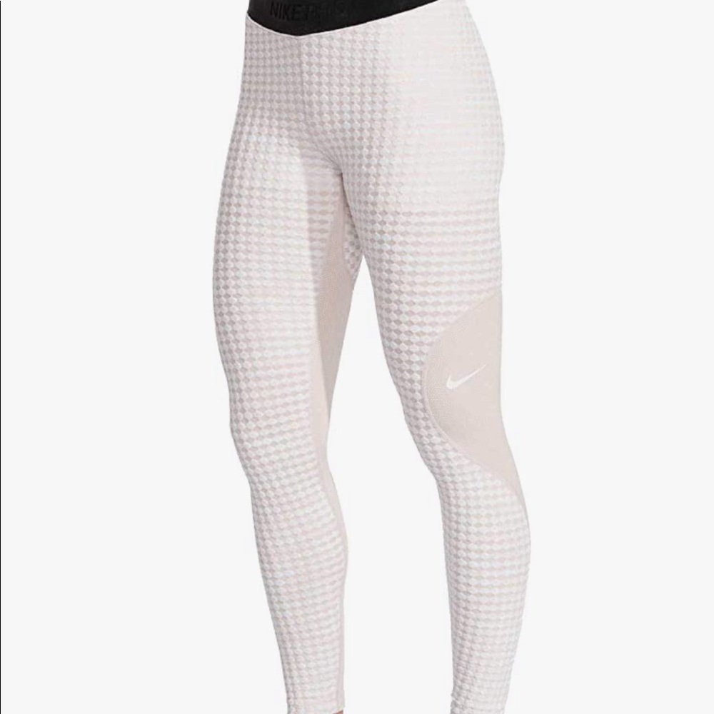 Nike Textured High-Waist Leggings